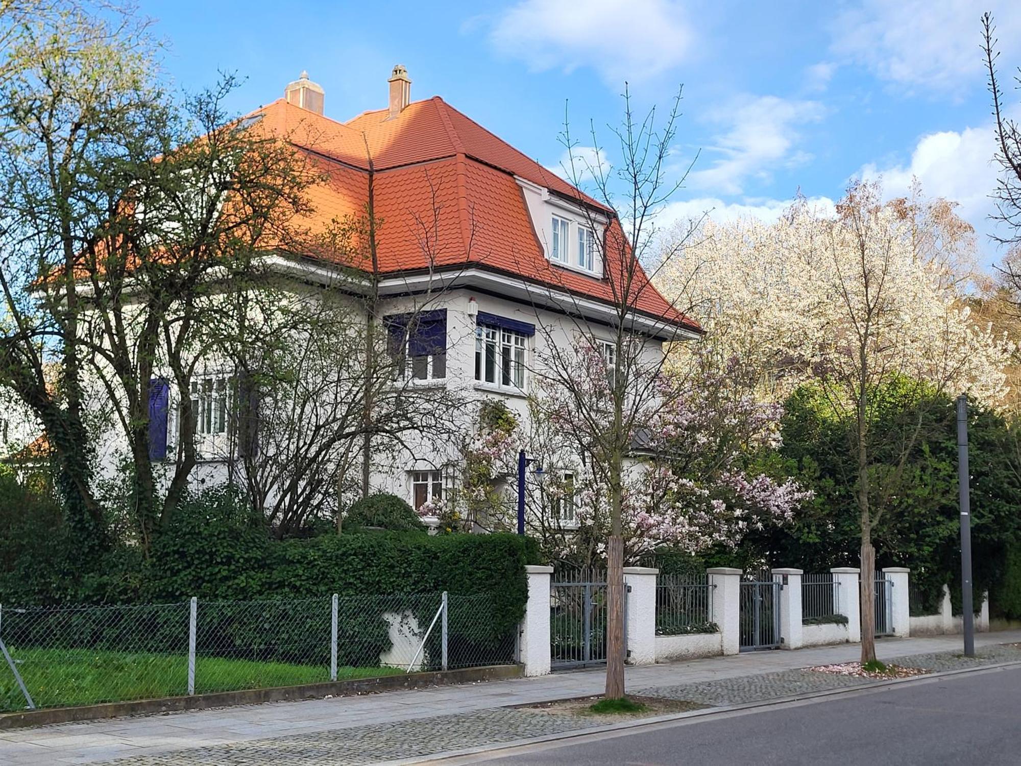 Villa Am Rosenfelspark Лёррах Экстерьер фото